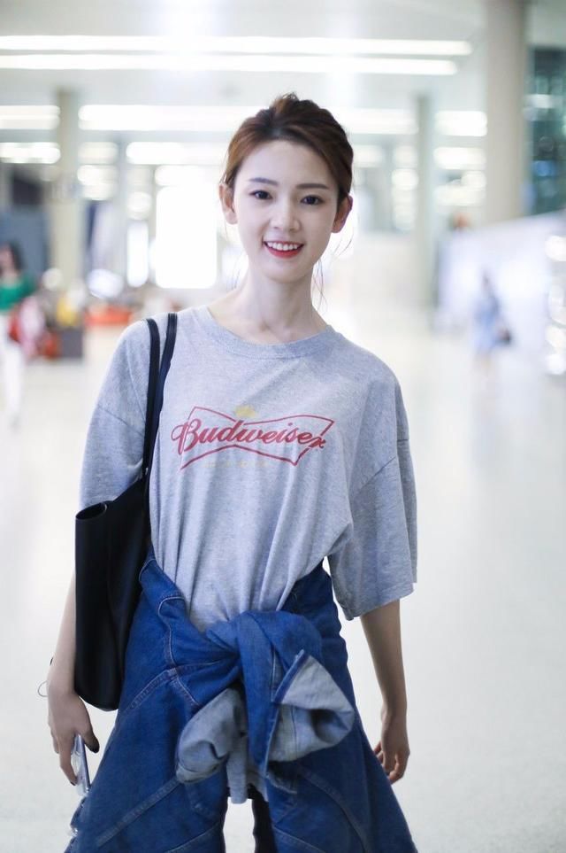 陈瑶目测80斤，穿XS码的衣服都大很多，这可咋办？