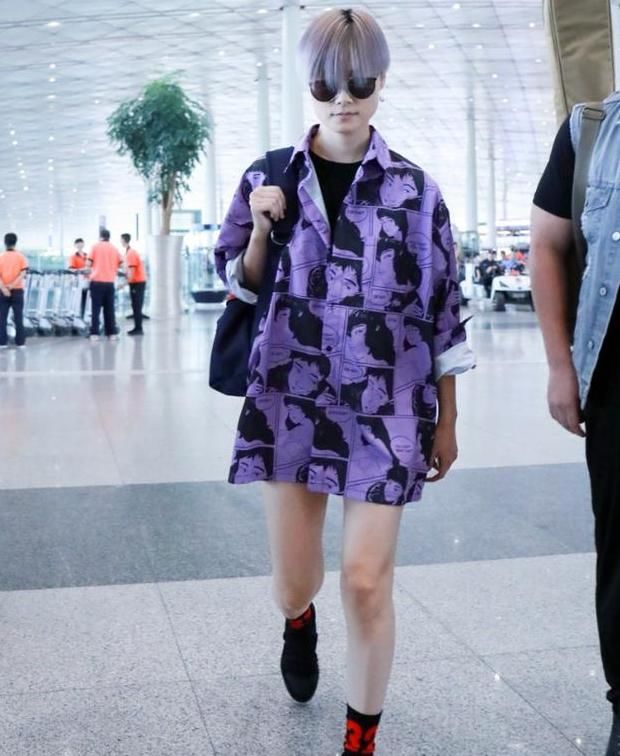 李宇春你变了，变得越来越有女人味，大玩下衣失踪魅力不输杨幂!