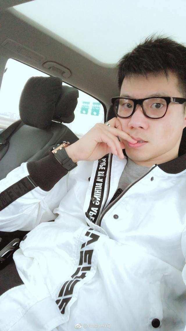 黄毅清自称已有实锤，网友：你什么国籍？承担哪国的法律责任？