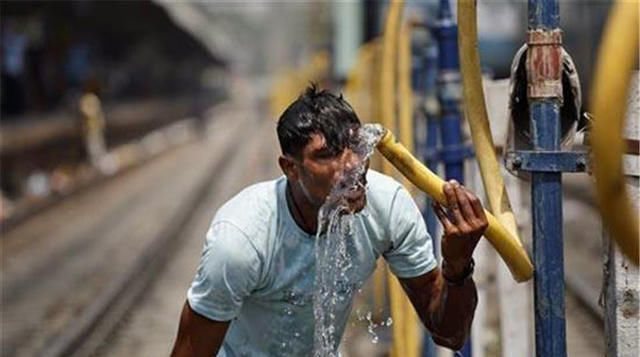  [求生]高温50度的印度，他们是如何“求生”的?贫富差距更是天差