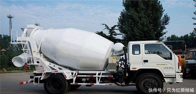  「建筑」商砼车的“砼”字，到底怎么念？为什么搞建筑的都把混