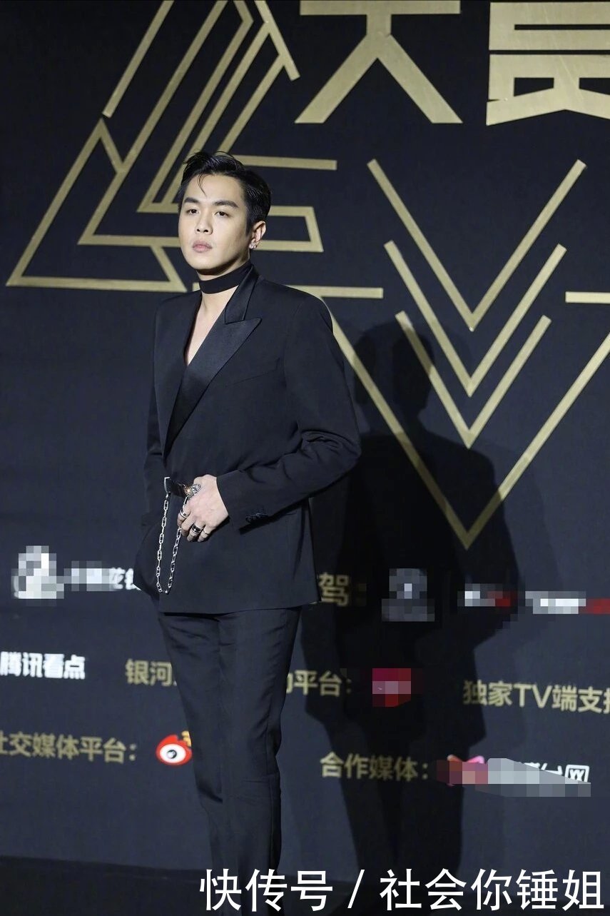 吴亦凡鹿晗星光大赏