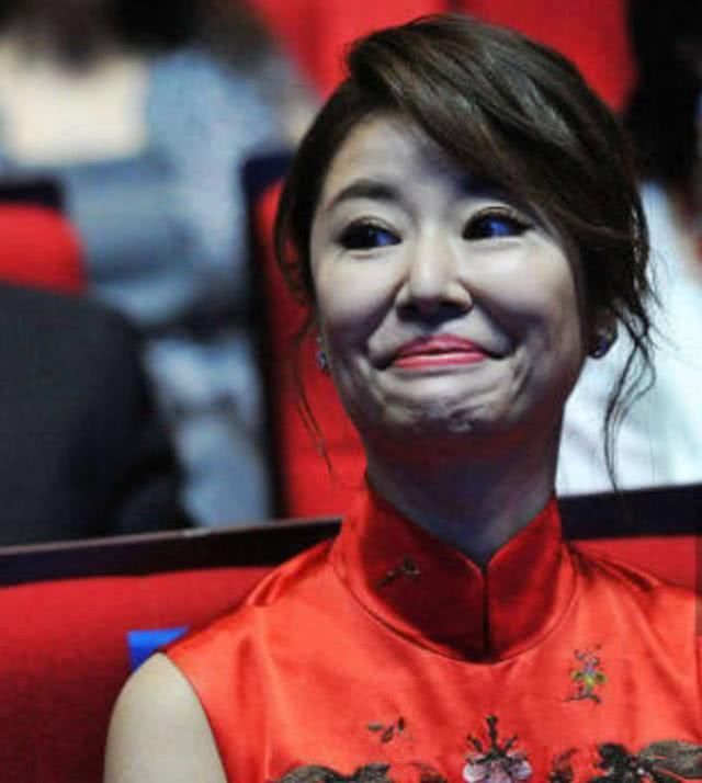 林心如未修图照片流出，回应被称高智商，网友：洗不白了！