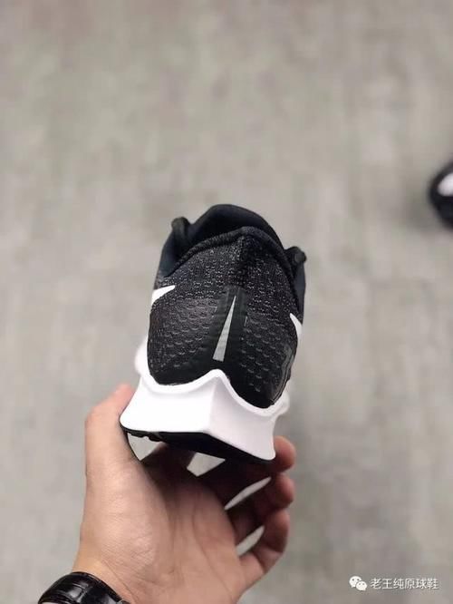  NIKE@NIKE最轻科技的飞马跑鞋性能如何？纯原版本开箱实测