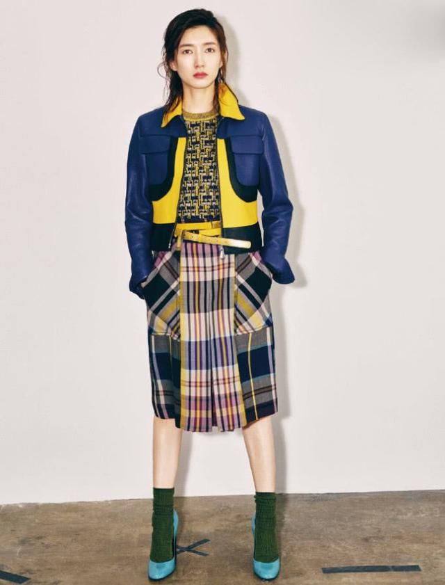 薛之谦真有福气,江疏影为给他伴舞穿12厘米高跟鞋,红衣美人!