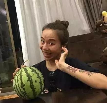 那些素颜比化妆丑n倍，全靠化妆撑起来的网红！