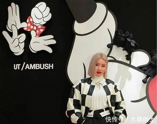  联名：Dior配饰总监出手，这可能是优衣库最潮的一次联名 | 发现好物