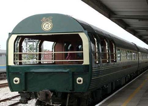  「道理」为什么中国的普快列车是绿色？看完终于明白其中的道理