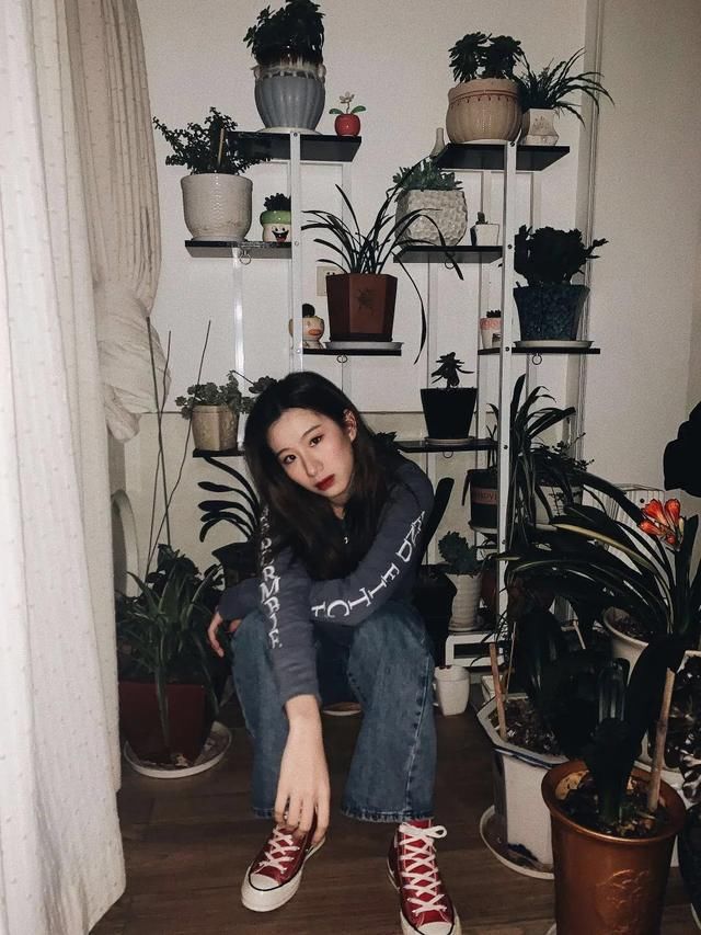  『Girls』SNKR Girls丨肤白貌美大长腿？这期的球鞋女孩可不止这一点点的诱惑！4.13-4.19