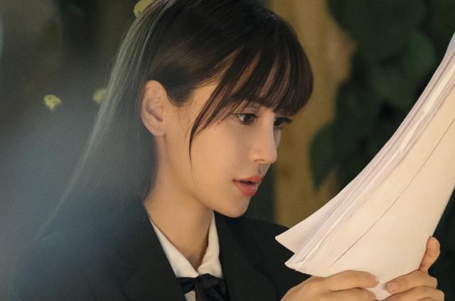 剧组贴英文请外国群演假装在国外，Angelababy躺枪被嘲是在拍假戏