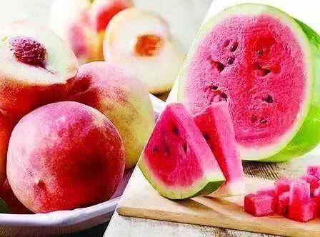 西瓜这样吃，会产生剧毒？快把真相告诉家人！