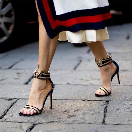 最美T台高跟鞋，时尚气息蔓延，心随风动，高端气度