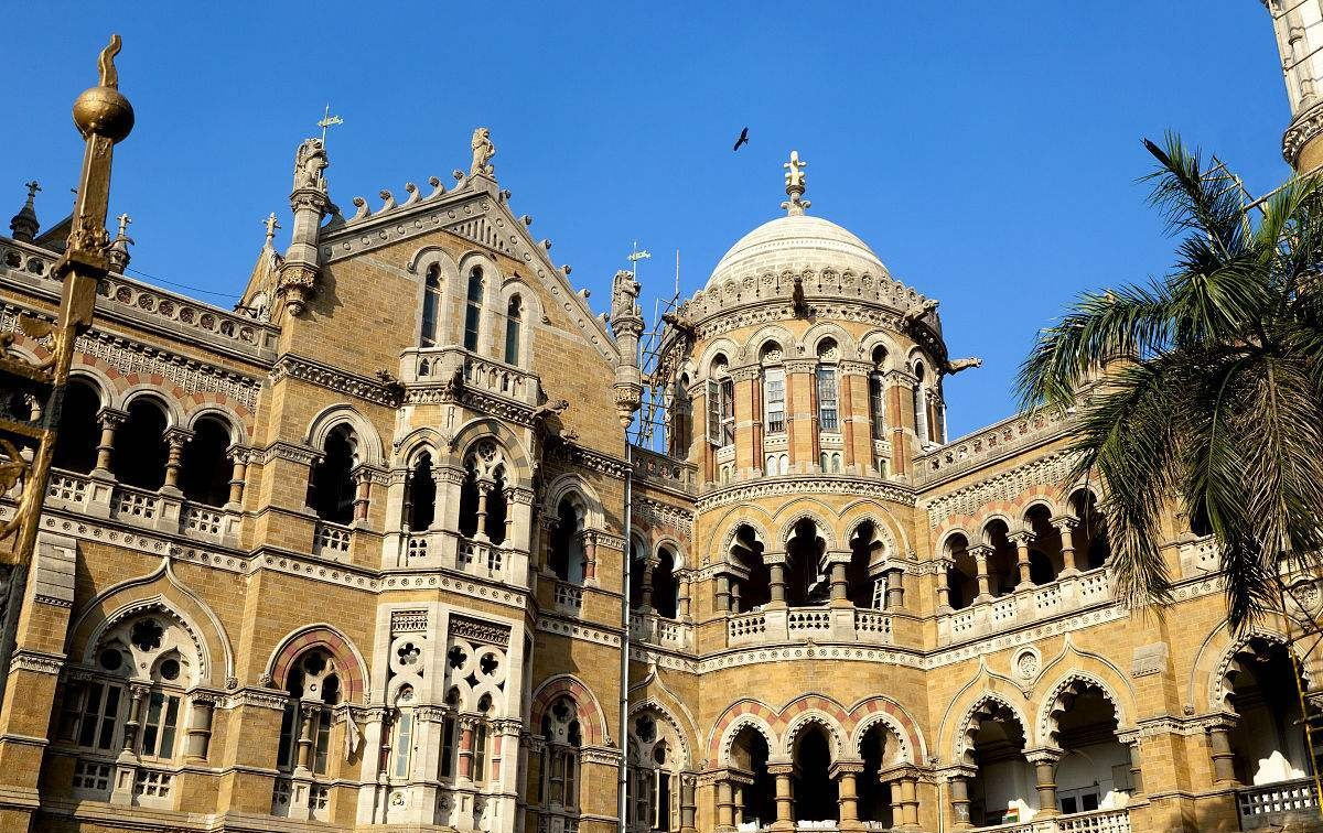 亚洲最打脸国家：号称10年超中国，现当地专家称至少要125年