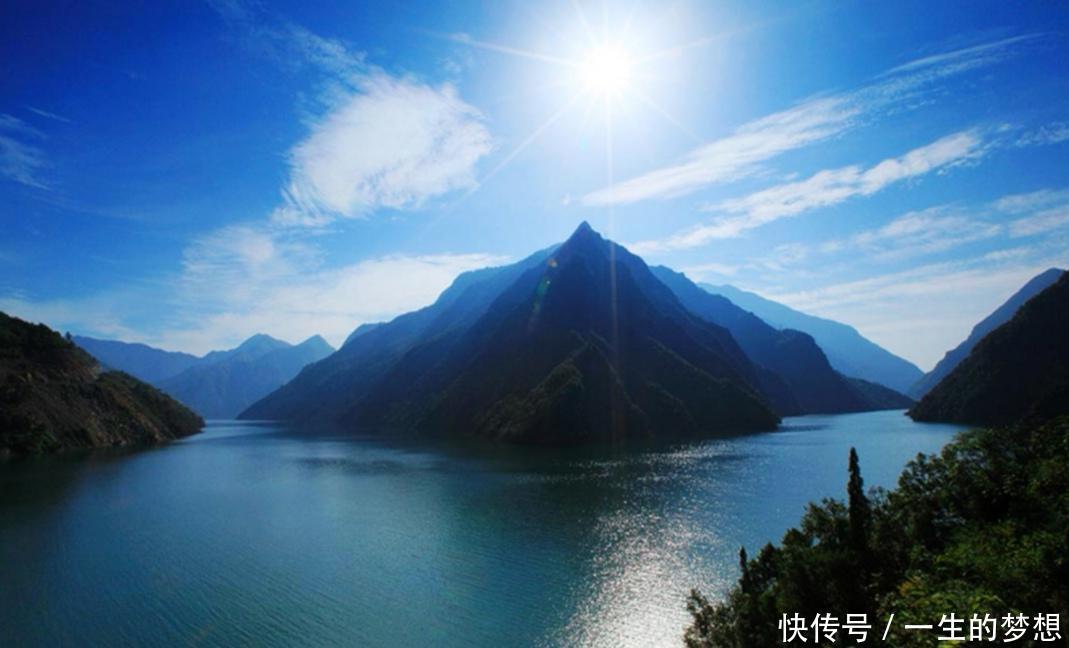  知晓@长江最大支流是汉江，汉江最大支流在哪里？来堵河源看看就