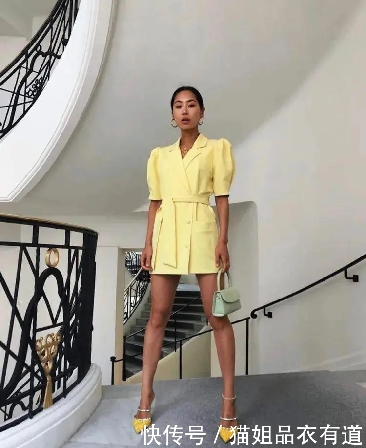 #还要#西装这样穿才对,和腰带搭配火辣又潮流,错过可还要再等一年