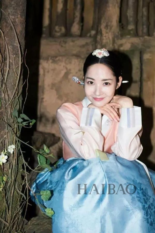 谁说整容既脸僵？拿下李敏镐收服朴叙俊的朴敏英，靠一张初恋脸成