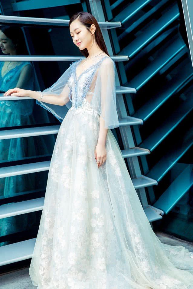 宋轶穿对了薄纱长裙，就把仙气完美展现出来!