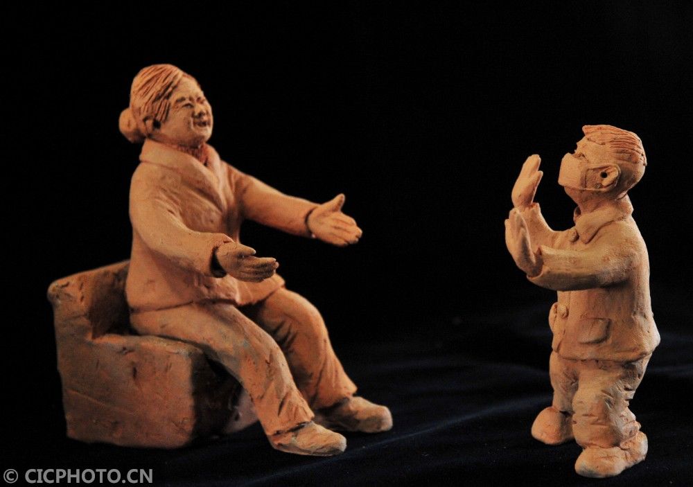  防控@江苏睢宁：小学教师制作泥塑助力疫情防控