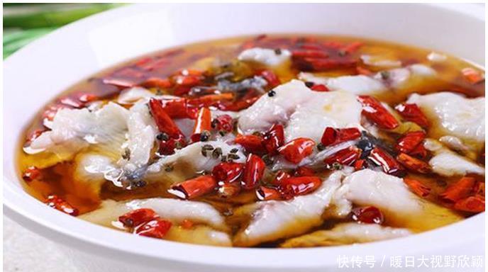 「做出来」做水煮鱼下锅前,别只会腌制,多加这关键一步,鲜嫩美味还嫩滑