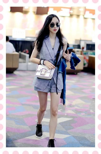 当170cm高96斤韩雪穿上这套装，网友:终于见识了啥是“筷子腿”