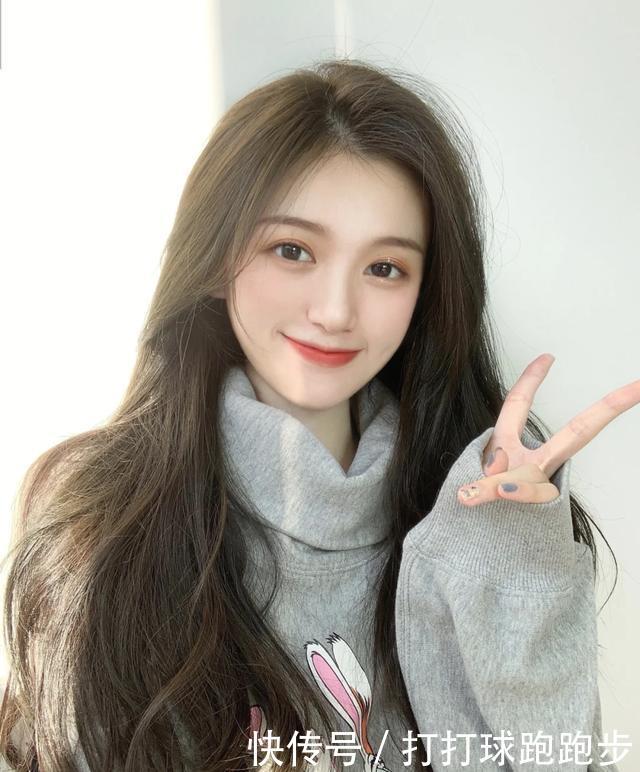 随便:2020流行发色青木棕全肤色显白,蜜茶棕太甜,随便一个都美翻了