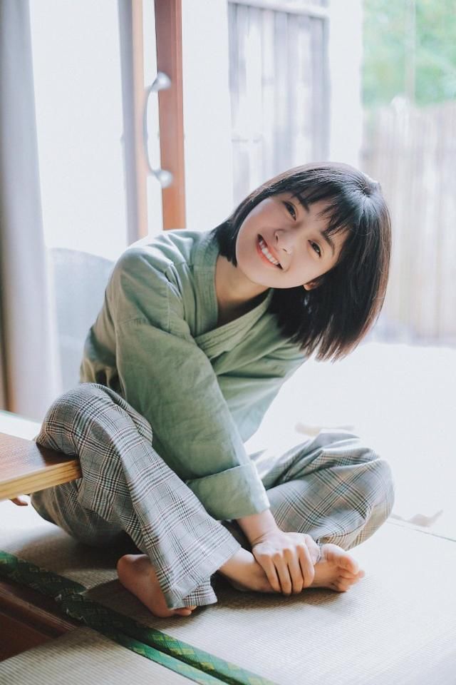 小清新沈月:穿对了衣服,邻家女孩比白富美好看~