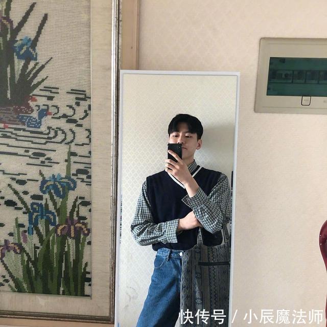 博主■韩国博主日常穿搭分享，男生们照着穿就行！女生看完根本挪不开眼