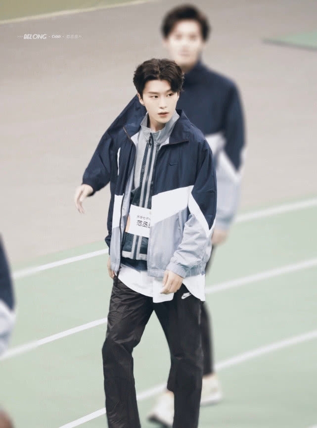 简直■男星运动服大赏！易烊千玺简直是代言人，王一博不愧是时髦精