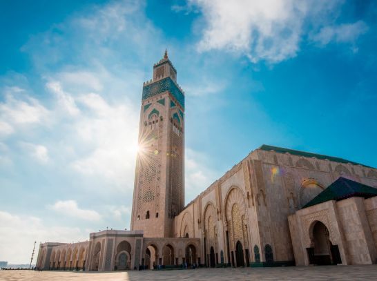 非洲唯一没有黑人的国家，到处都是白人美女，被称为“北非花园”