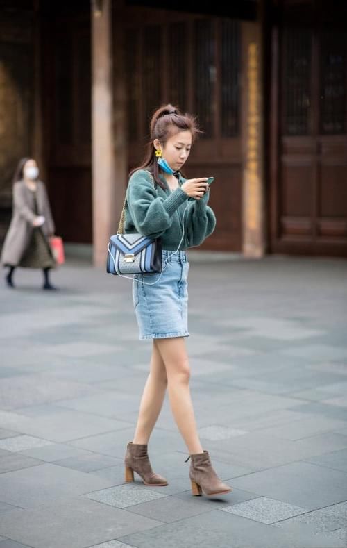  [针织]春天就应该穿针织，温柔舒适又时髦，简约百搭又能凹出好身材