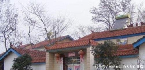 农村俗语，“大门过于堂，家败人丁亡”，是迷信，还是有啥讲究