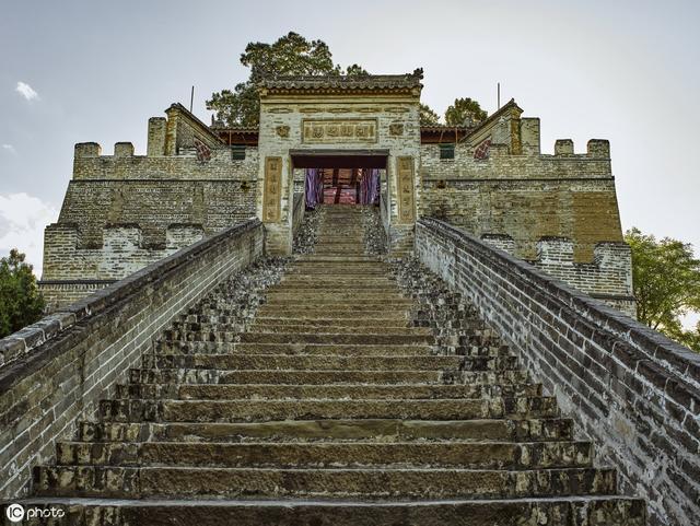 这里是为了纪念司马迁而建的，具有很强历史意义，风景秀丽