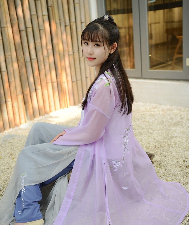 女生穿上这款温柔的“汉服”,真的好美腻,就像仙女下凡一样