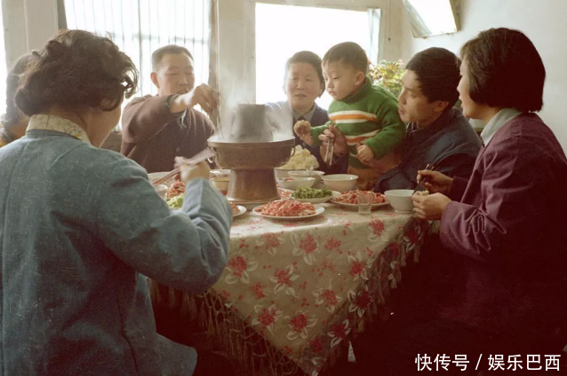 我国上世纪八十年代、九十年代的有钱人生活是怎样的，很接地气！