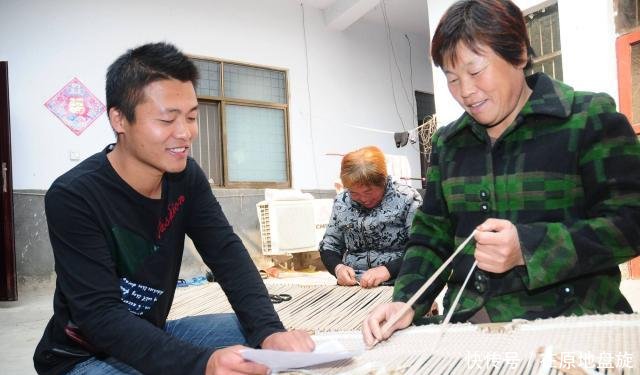 为何有的村民不赞同大学生担任村干部，村支书给出了自己的看法