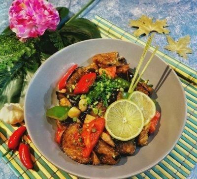 『鸡胸肉』好吃到飞起的东南亚家常香茅茄子，这样做0失败