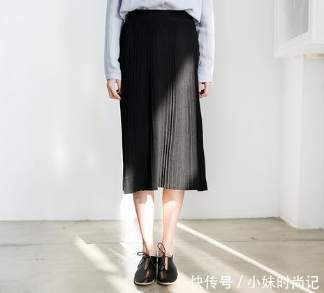  『丝绒』百搭半身裙，穿对了就是个性时尚