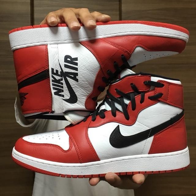 今年沾上 “它” 的球鞋都起飞了!有不少都涨了十多倍!