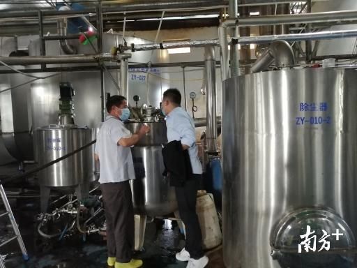  防控■遂溪乌塘镇“两新”组织提前复工复产，为疫情防控提供药