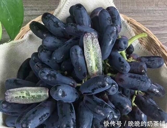  「我国」别种玉米水稻了，此树我国＂独产＂，种2棵收果10麻袋，农民抢着种