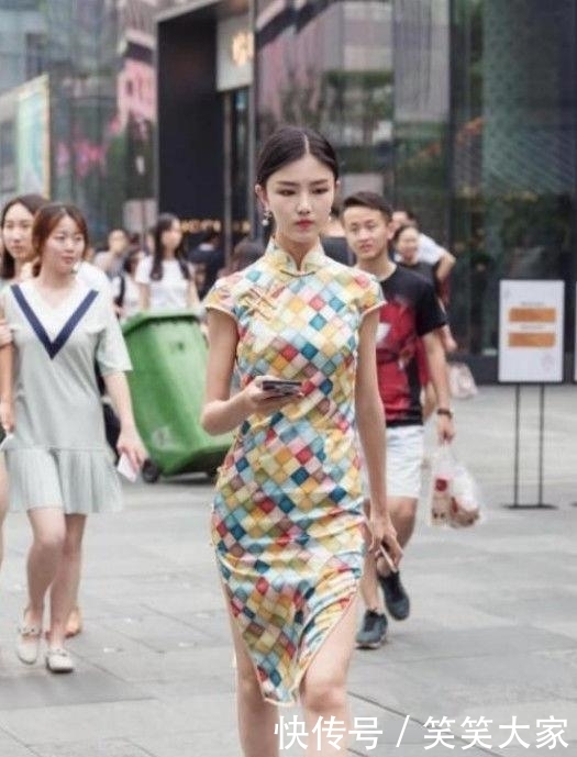  『摄影』摄影街拍：优雅迷人娇俏动人的小姐姐原来都是这么搭配衣服的