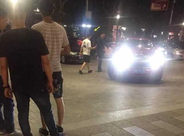 王思聪为啥从不在朋友圈晒豪车？网友真相了：那是土鳖才会干的事