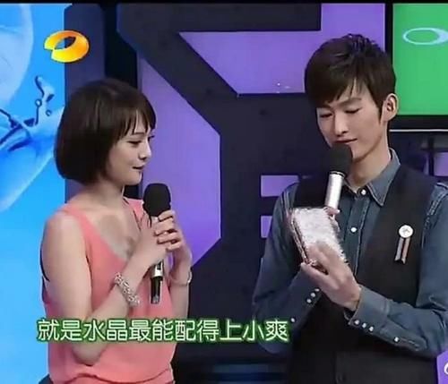「和娜」张翰两届前任:郑爽和娜扎同天发布视频,两个人状态大不一样!