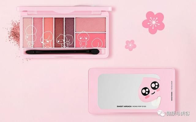 眼妆对于女生有多重要？看看整容级别的王菊就知道