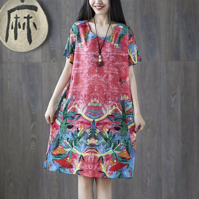 130斤女人这样穿裙子，显瘦减龄，美的让男人见了挪不开眼