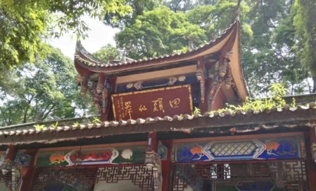 国内这个神秘寺庙,环境优美香火旺盛,藏宝之谜至今未解!