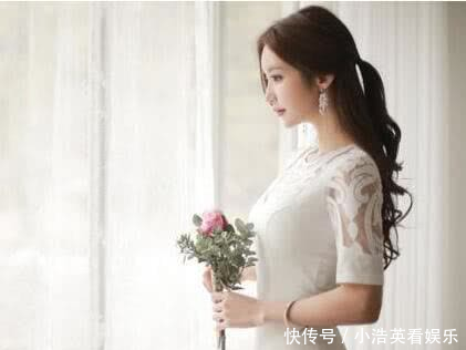  「馨香」美女穿搭：浅黛雕玉孙允珠，馨香白蕊鱼尾裙