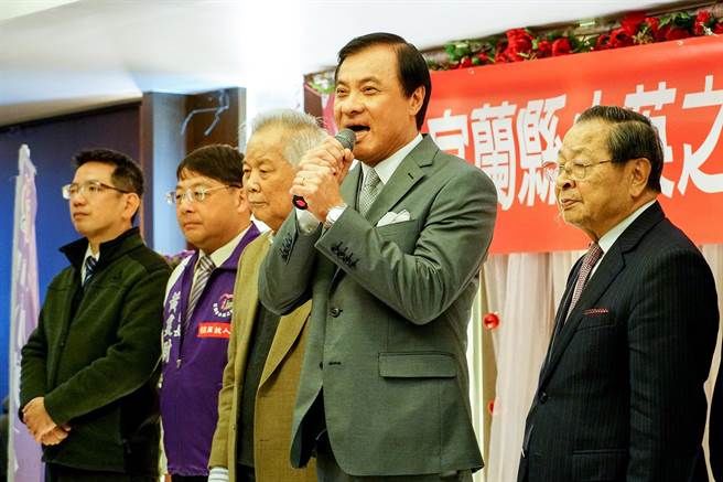 苏嘉全夸蔡英文做得太好 网友:原来民进党败选检讨是这样