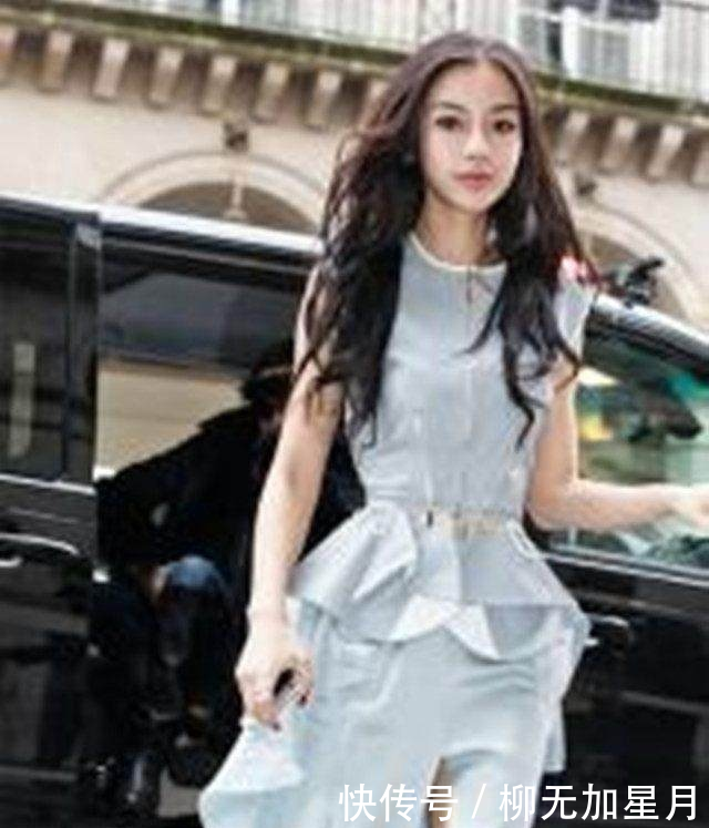 支招紧身裤千万不要像baby这样穿，不然就是自毁形象