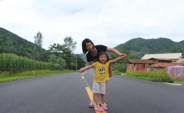 一家三口自驾北方05天：边陲小城集安，在鸭绿江边看两个不同世界